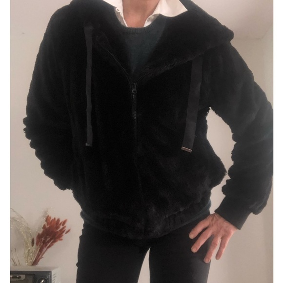 Urban Heritage Fluffy 𝅺Faux Fur Parker Bomber Jacket Coat black Size L - Picture 1 of 15